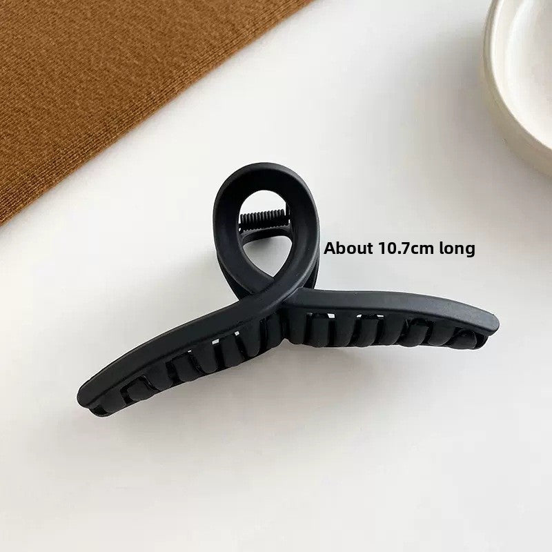 Hårklämma med vriden design - Nordic Glowing