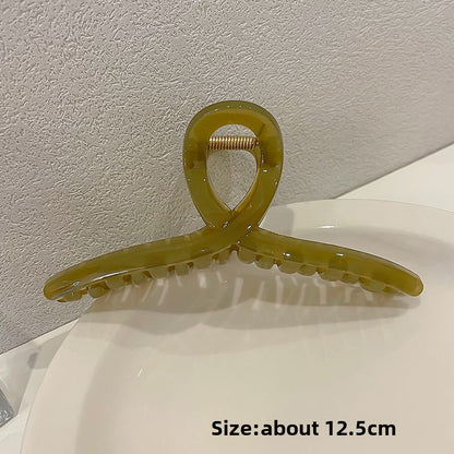 Hårklämma med vriden design - Nordic Glowing